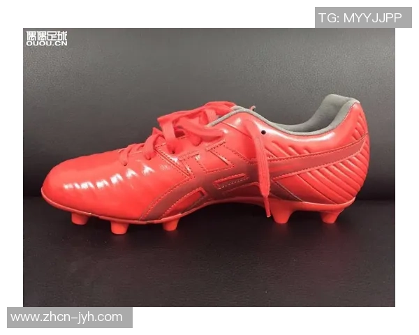 足球鞋材质解析如何选择适合自己的足球鞋提升运动表现与舒适度